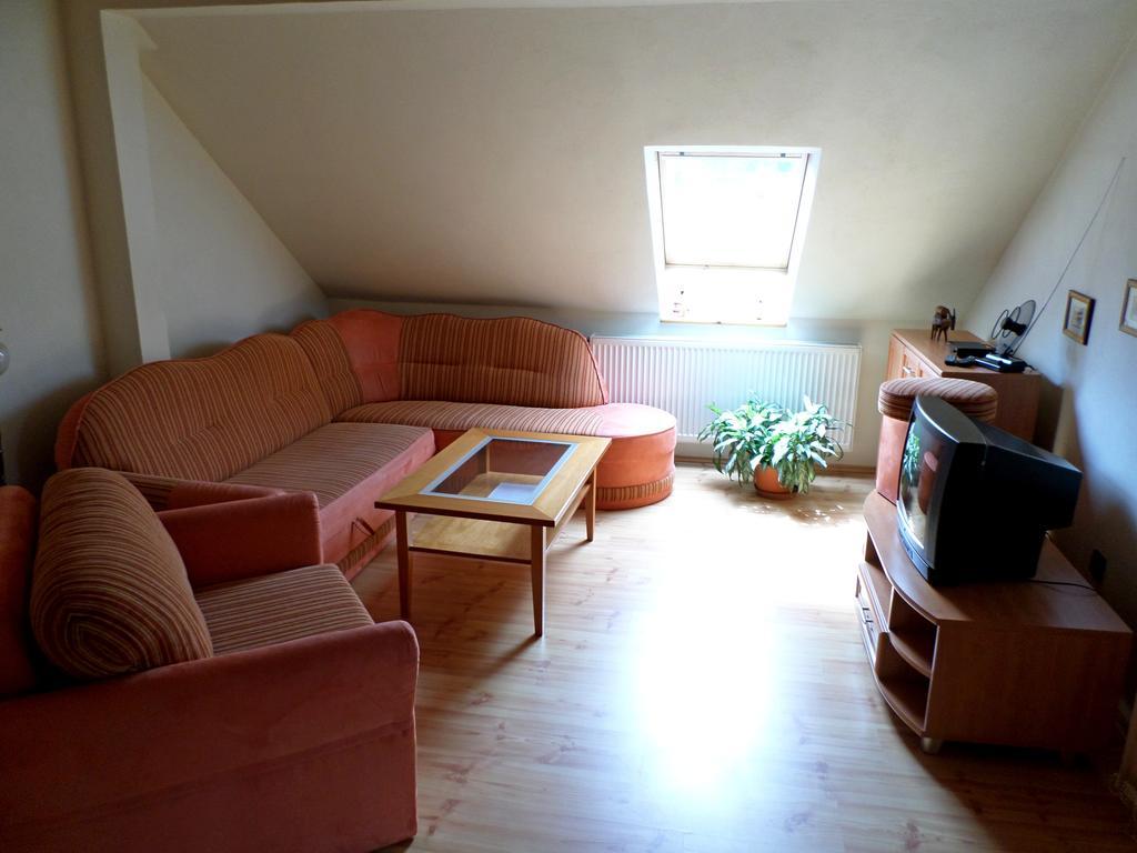 Apartmány Anna Bešeňová Camera foto